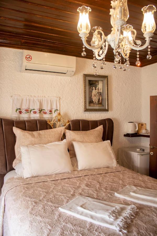 Villa Teos Otel İzmir Buitenkant foto