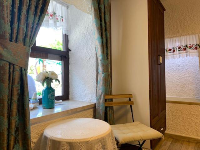Villa Teos Otel İzmir Buitenkant foto