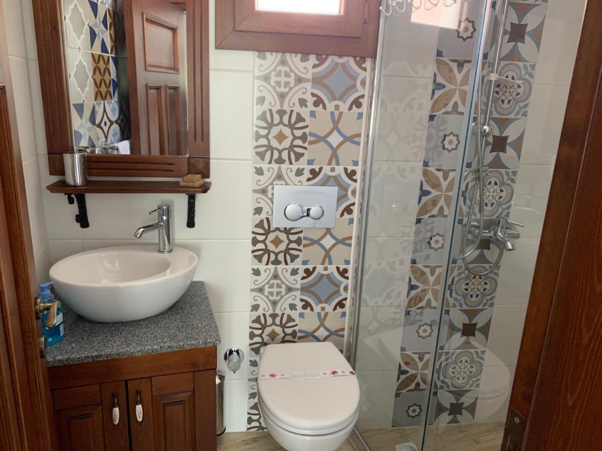 Villa Teos Otel İzmir Buitenkant foto